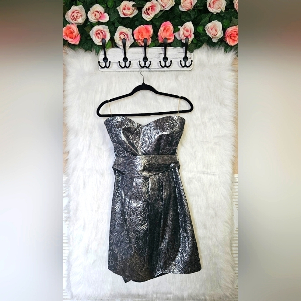 Suzy Shier Party/Holiday Strapless Foil Print Mini Dress